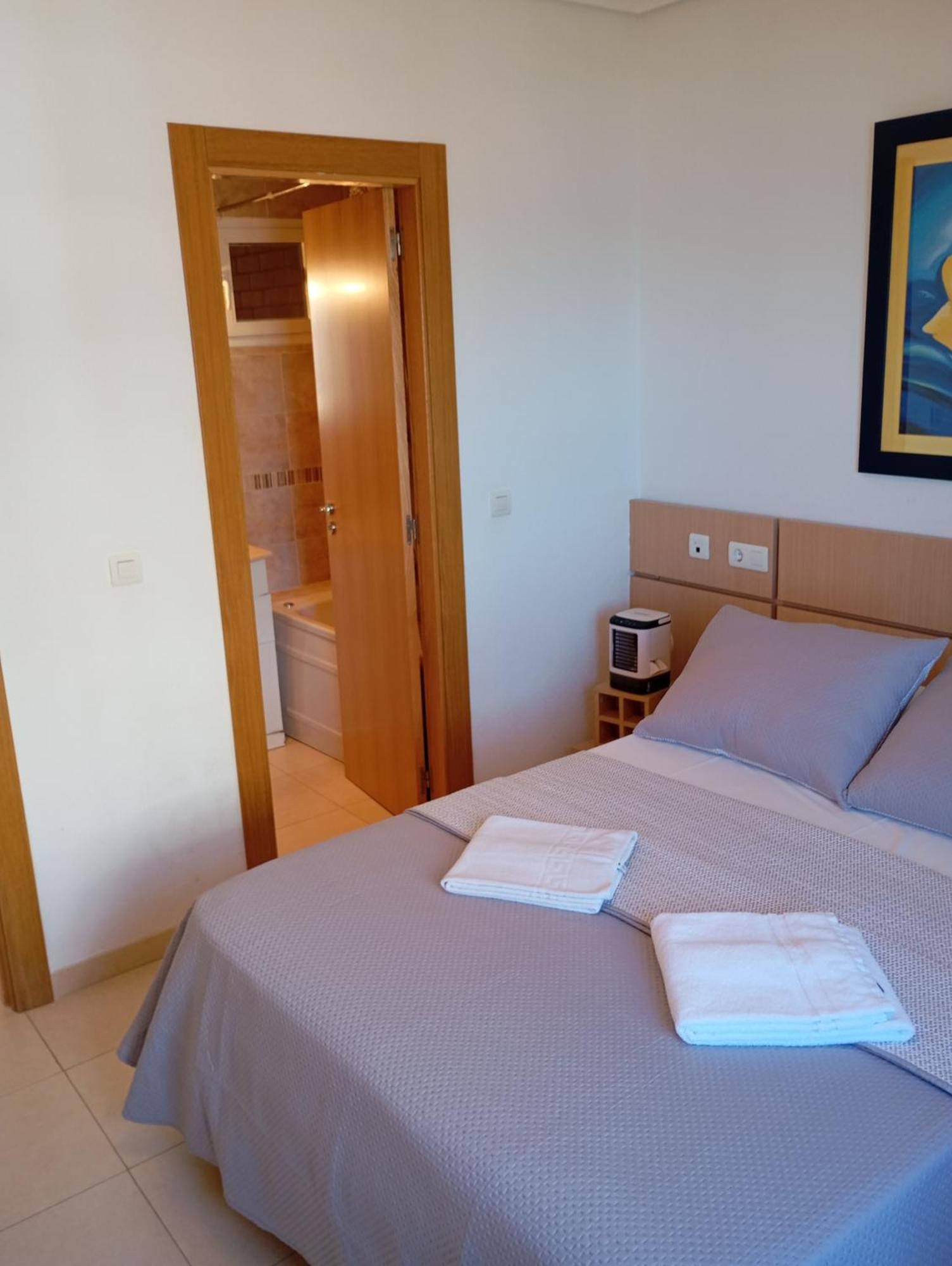Apartamentos Danesp-Playa De Les Amplaries Marina Dor- Frontales Al Mar โอโรเปซาเดลมาร์ ภายนอก รูปภาพ